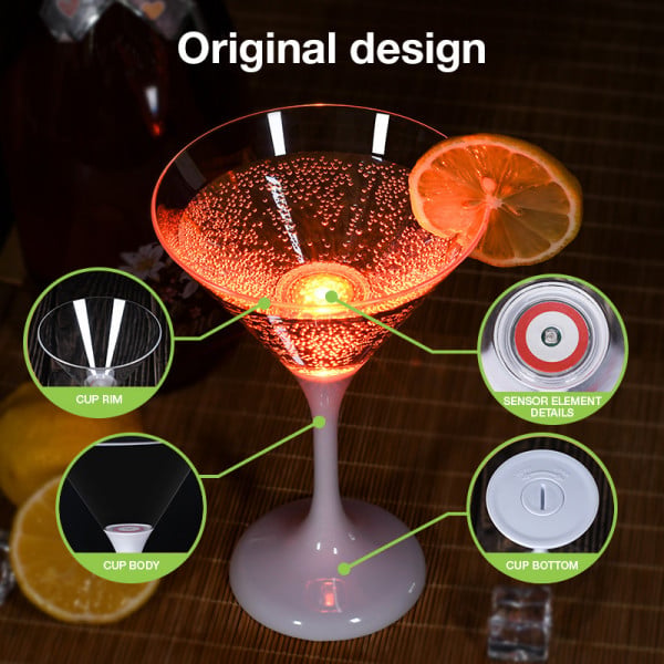 Bicchieri da cocktail rigati, set da 4 pezzi Colore bianco - SINSAY